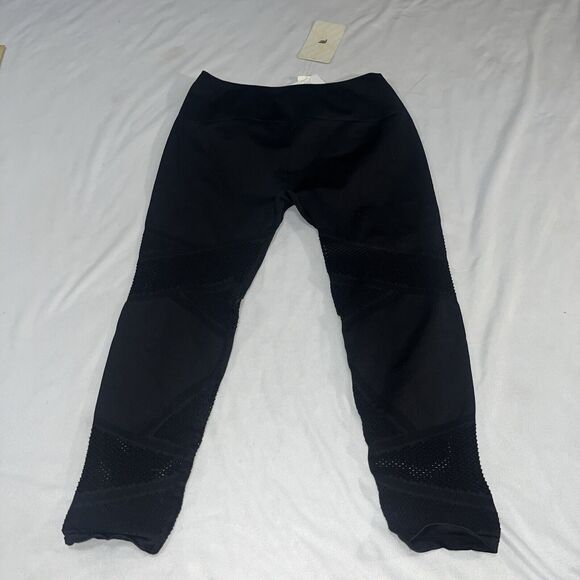 Fabletics Black High-Waisted Seamless Mesh Legging Women’s Size Large NWT - Picture 8 of 8